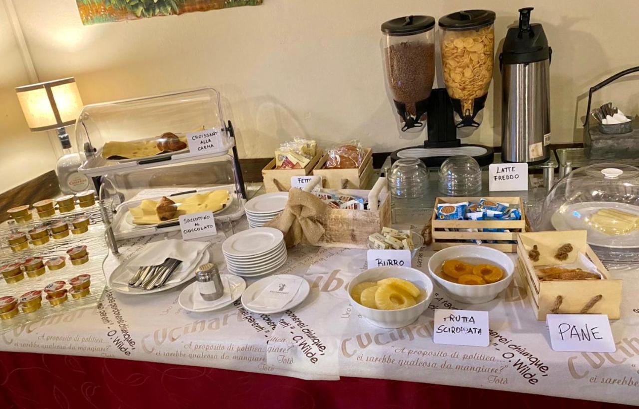 Locanda Del Tavolo Matto Potenza Picena Eksteriør billede