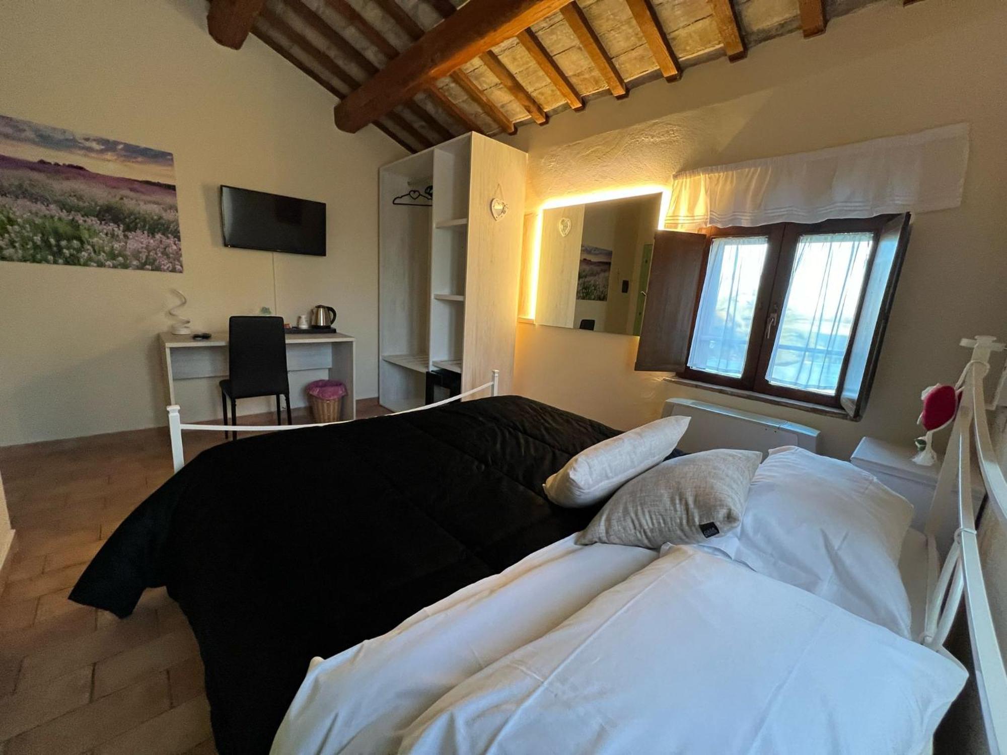Locanda Del Tavolo Matto Potenza Picena Eksteriør billede